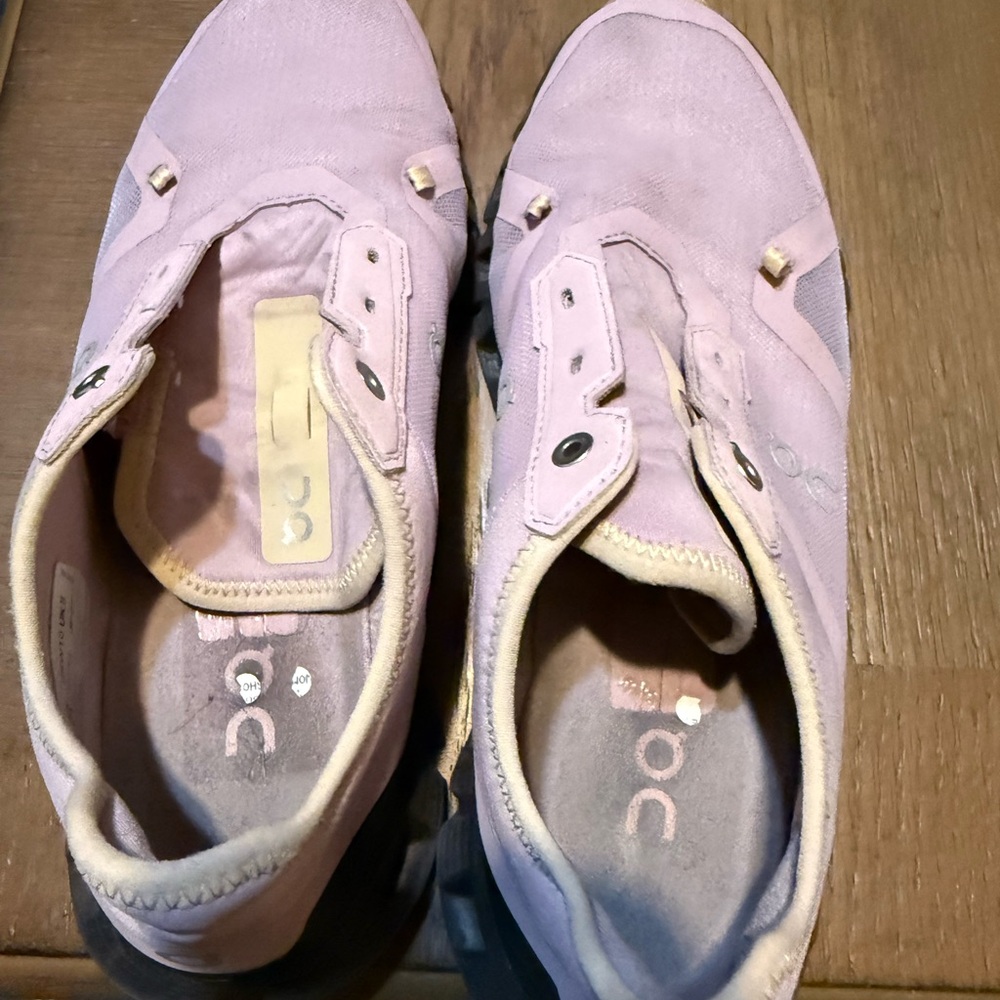 On Running Lavender Sneakers